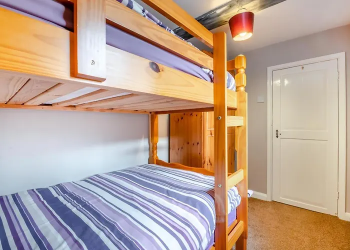 2 Bed In Oc-w037 Holiday home *